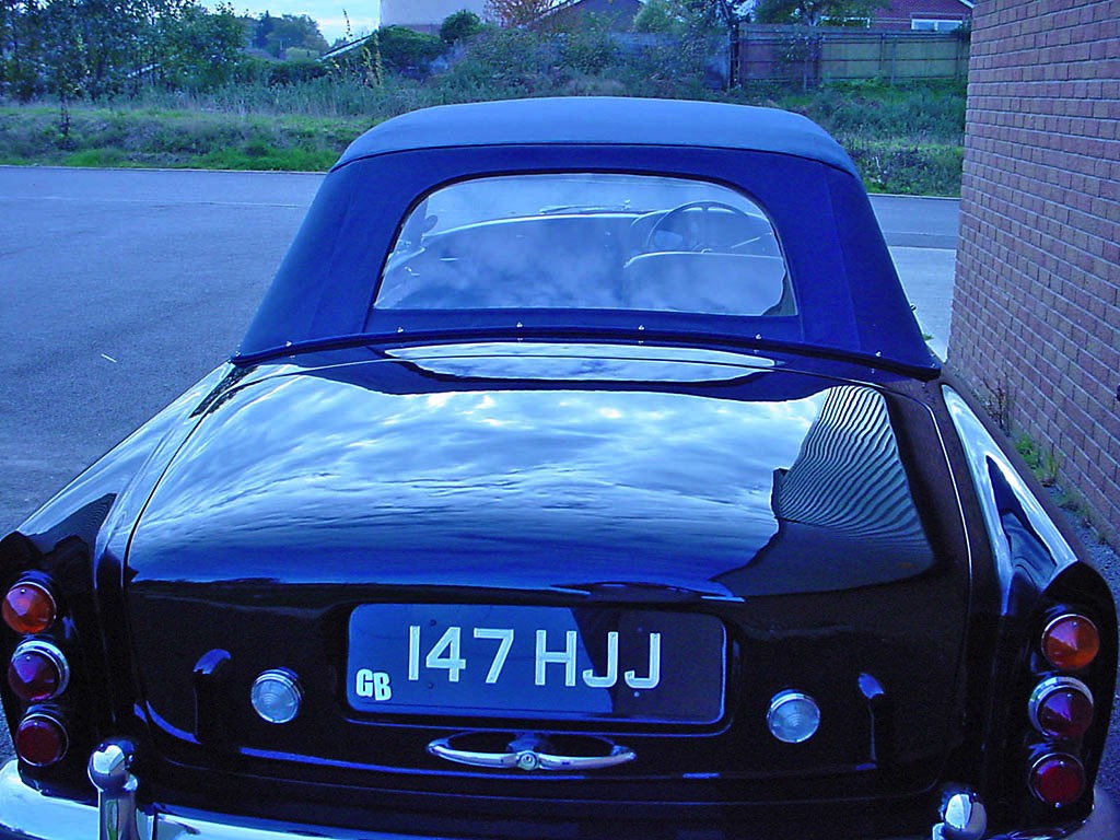 4-Bentley_Bespoke_Made_Hood