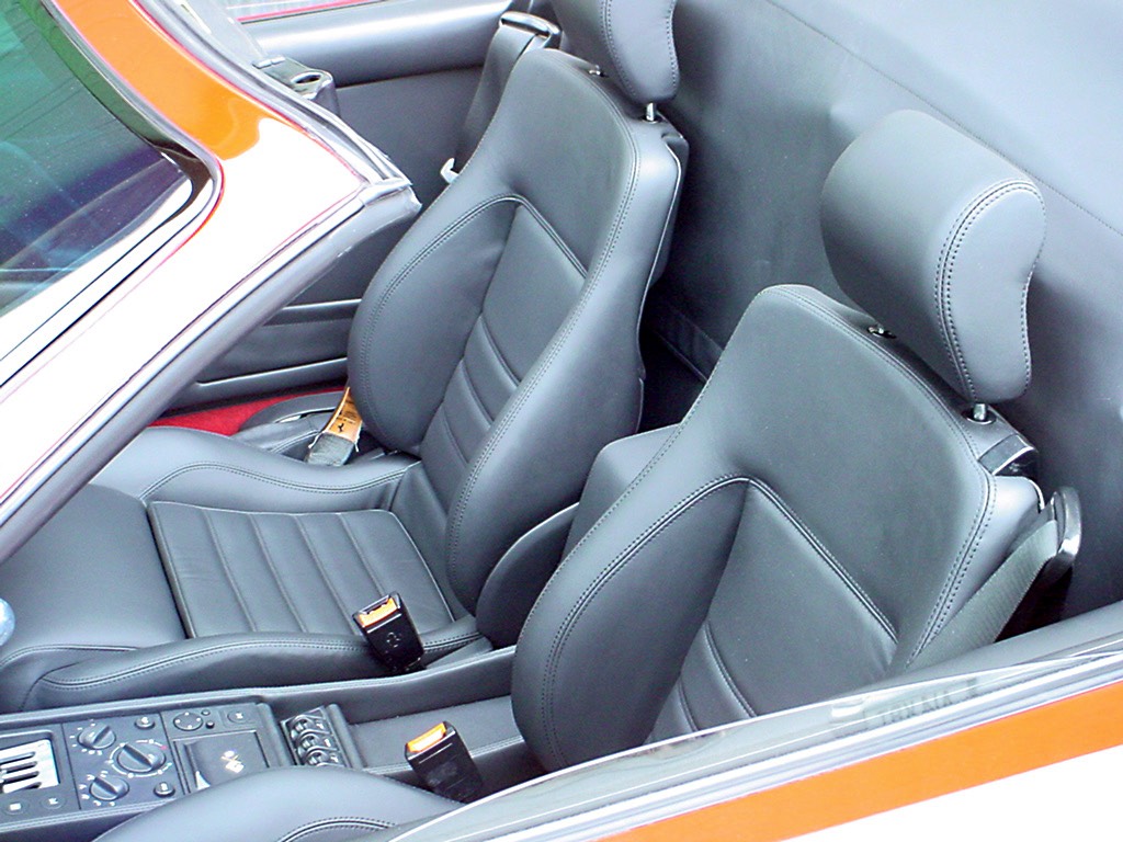 10-Ferrari-355-colour-change