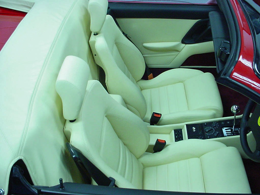 1-Ferrari 355 Spider - Full leatherwork