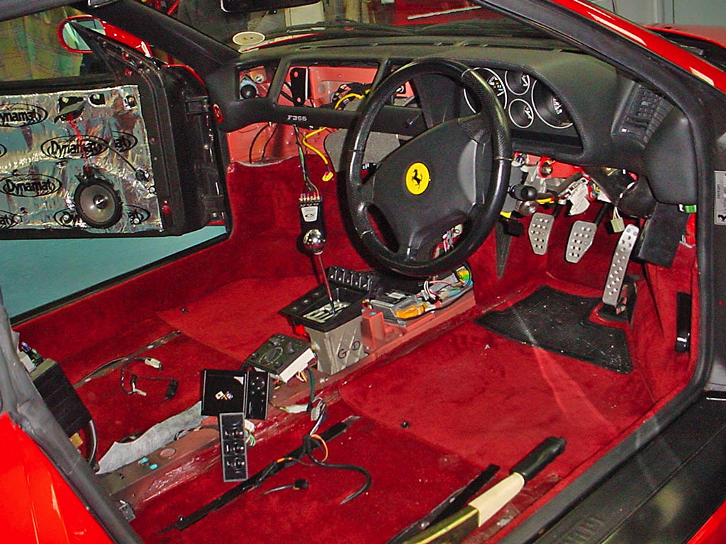 3-Ferrari 355 Spider - Full leatherwork