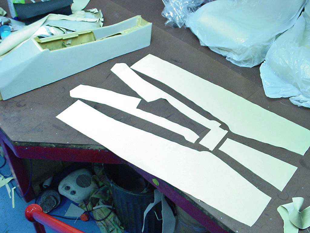 7-Ferrari 355 Spider - Full leatherwork