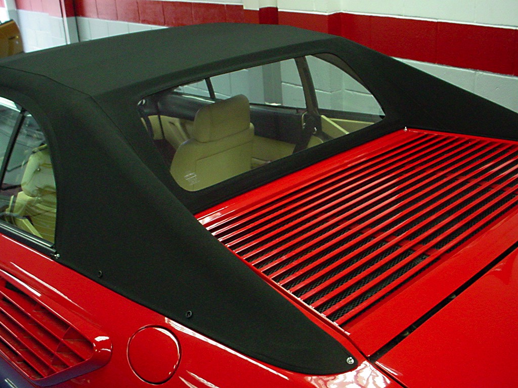 Ferrari_Mondial_Tailot-Made_Hood_025