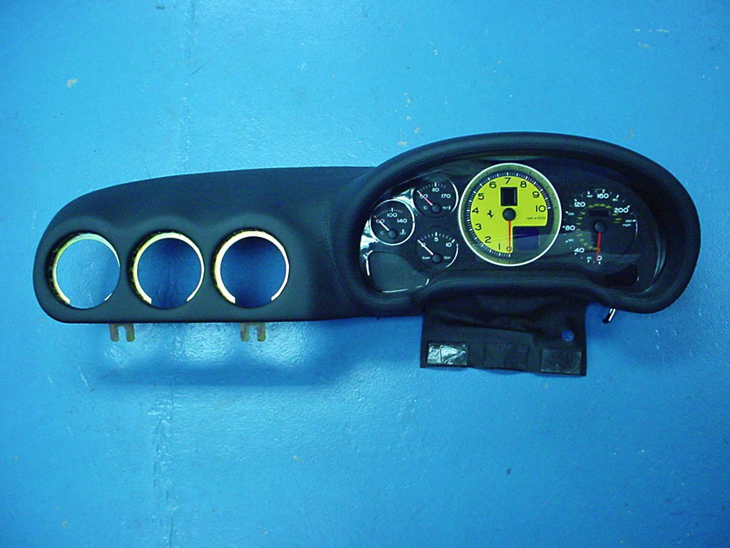 1-Ferrari-Superamerica_Dashboard