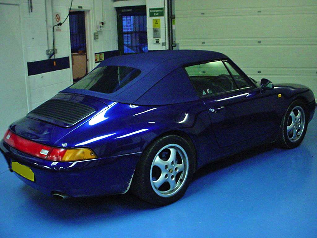 2-Porsche_993_New_hood