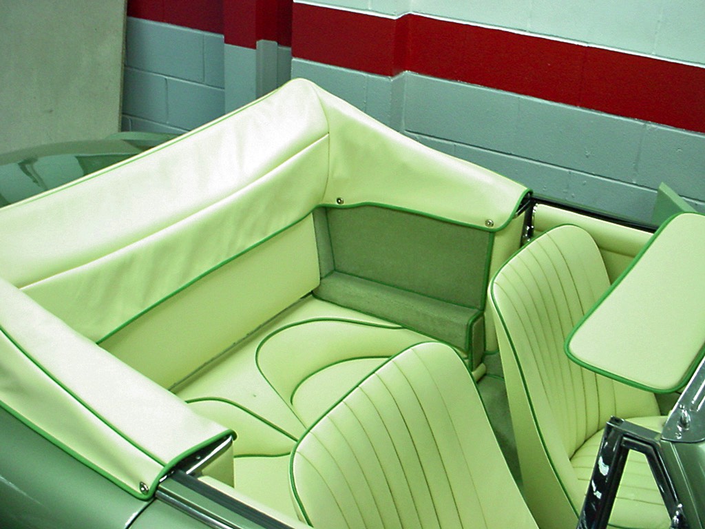 6-Aston-Martin-DB2-4-drophead