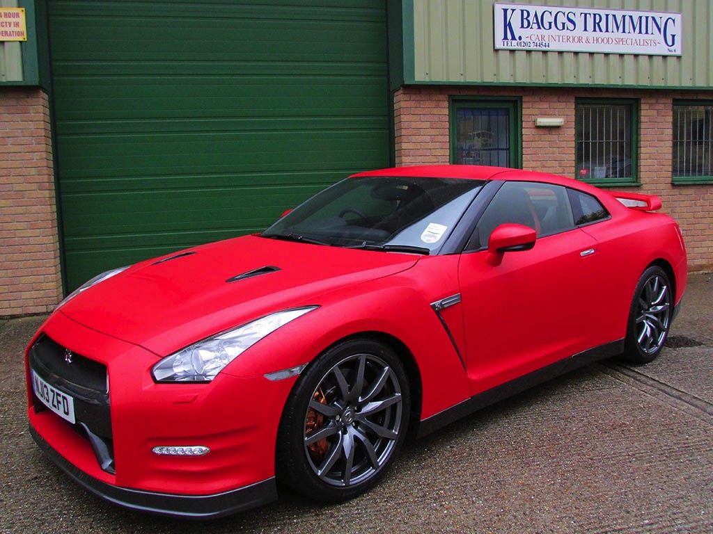 1-Nissan-GTR-diamond-quilt-re-trim